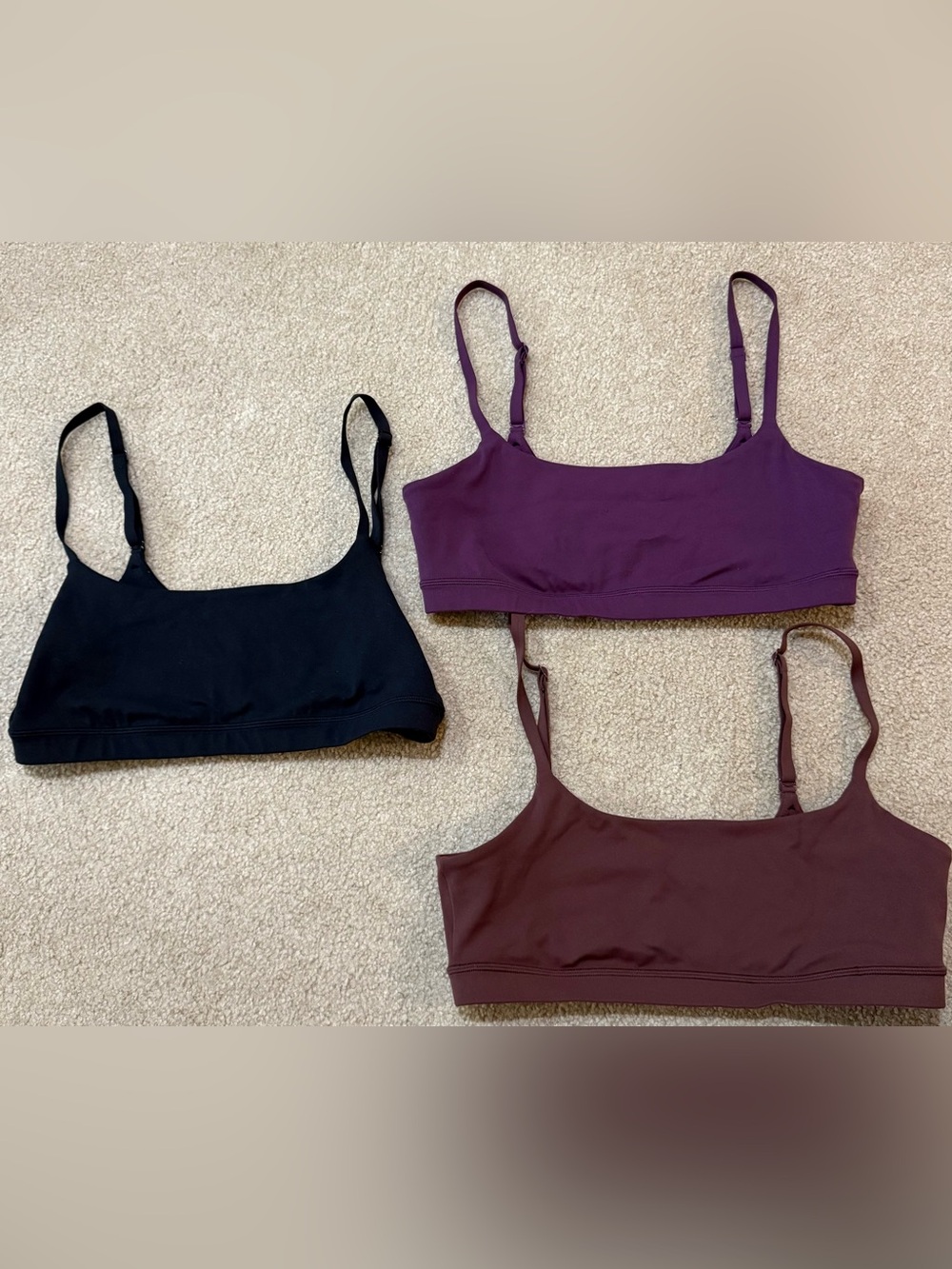 CRZ YOGA Women’s Butterluxe Adjustable Spaghetti Strap Sports Bras - Size M
